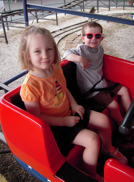 Cora, Evan, 2009 August